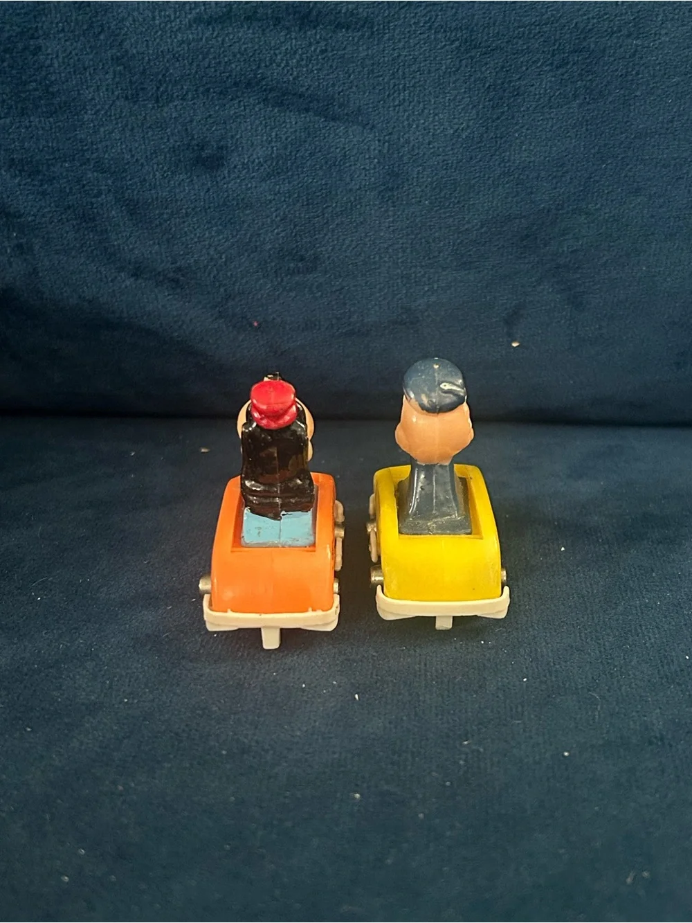 Vtg Disney Goofy and Donald Duck Slot Race Mini Car Figure, Hong Kong, Lot of 2